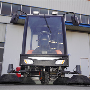 榮事達掃地機 榮事達掃地機.jpg